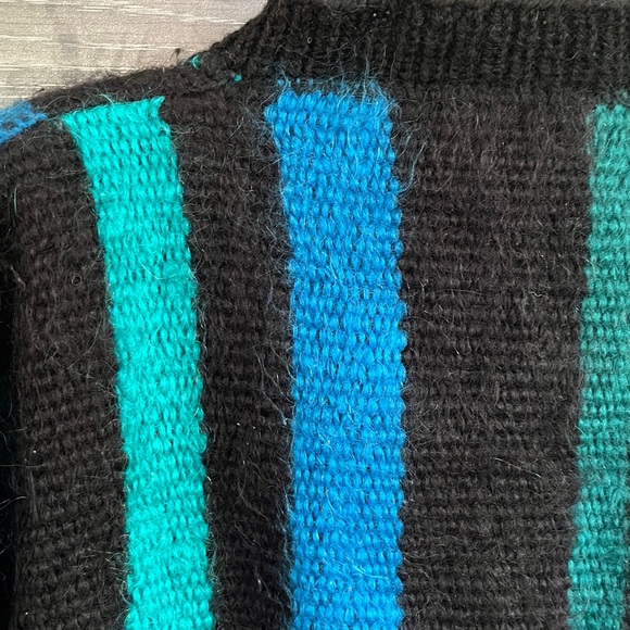 80’s Handknit Oversized Cardigan Mohair Wool & Nylon Balck with Blue XL-1X - Picture 8 of 10